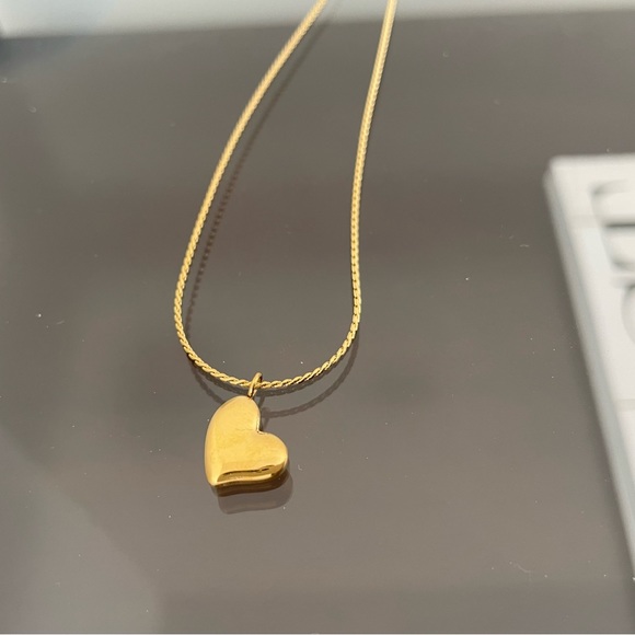 Forever Heart Stainless Steel Gold Necklace. - Picture 2 of 3
